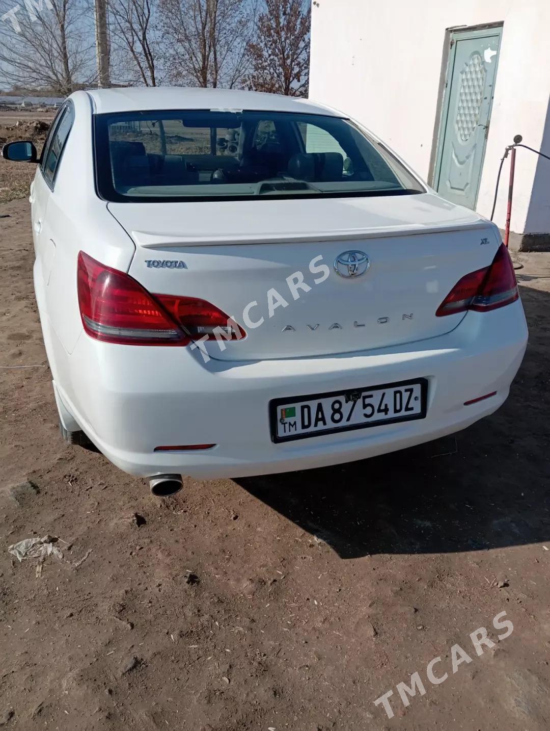 Toyota Avalon 2008 - 190 000 TMT - етр. Туркменбаши - img 8