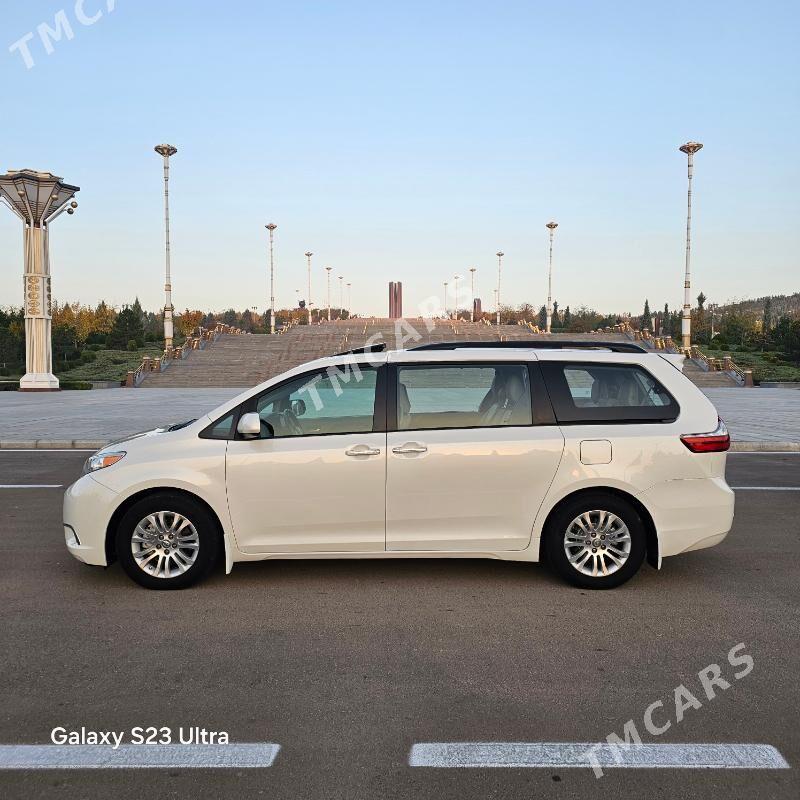 Toyota Sienna 2017 - 395 000 TMT - Aşgabat - img 9