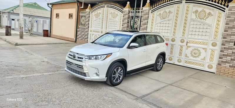 Toyota Highlander 2019 - 507 000 TMT - Ашхабад - img 3