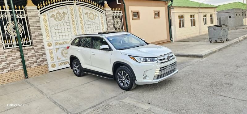 Toyota Highlander 2019 - 507 000 TMT - Ашхабад - img 2