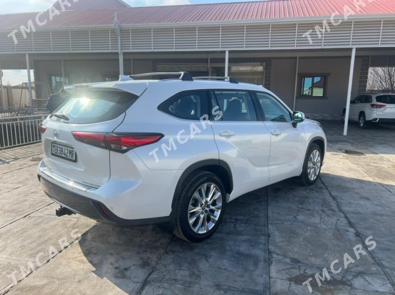 Toyota Highlander 2021 - 525 000 TMT - Мары - img 3