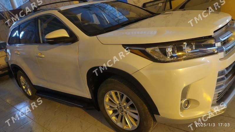 Toyota Highlander 2018 - 390 000 TMT - Мары - img 2