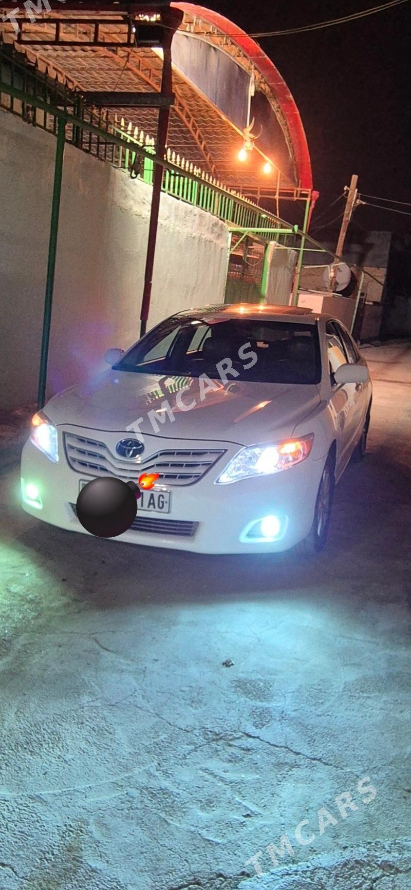 Toyota Camry 2010 - 206 000 TMT - 1 мкр - img 2