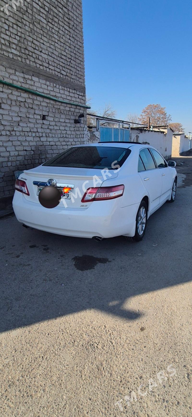 Toyota Camry 2010 - 206 000 TMT - 1 мкр - img 3