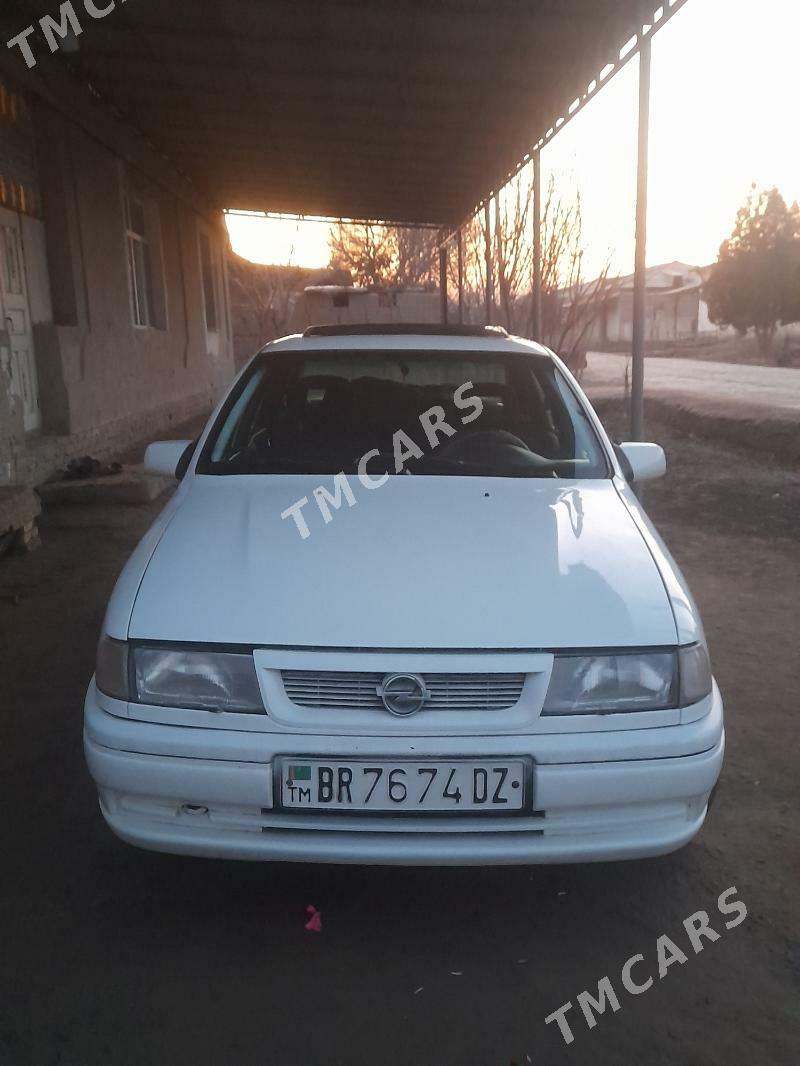 Opel Vectra 1995 - 50 000 TMT - Шабатский этрап - img 7