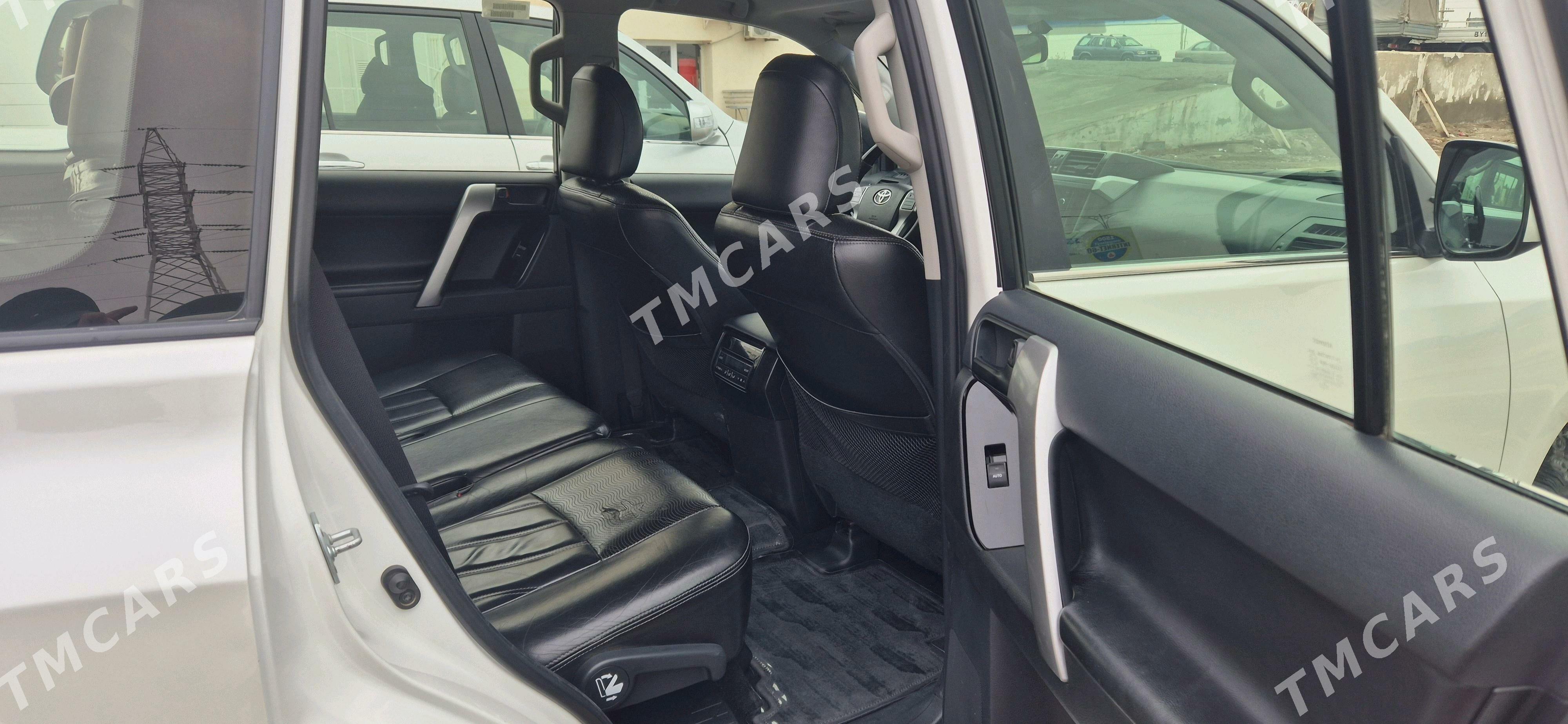 Toyota Land Cruiser Prado 2014 - 532 000 TMT - Türkmenabat - img 8