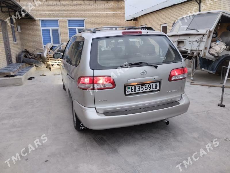 Toyota Sienna 2001 - 150 000 TMT - Farap - img 7