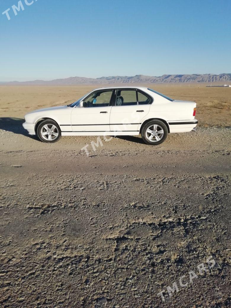 BMW 520 1992 - 37 000 TMT - Берекет - img 2