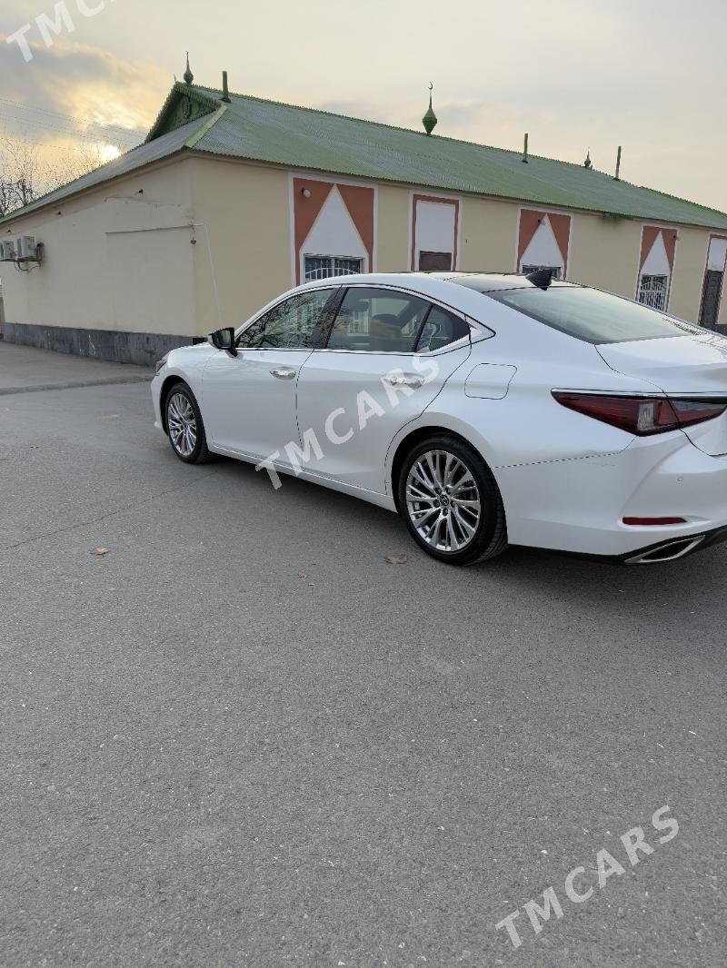 Lexus ES 350 2019 - 690 000 TMT - Büzmeýin - img 2