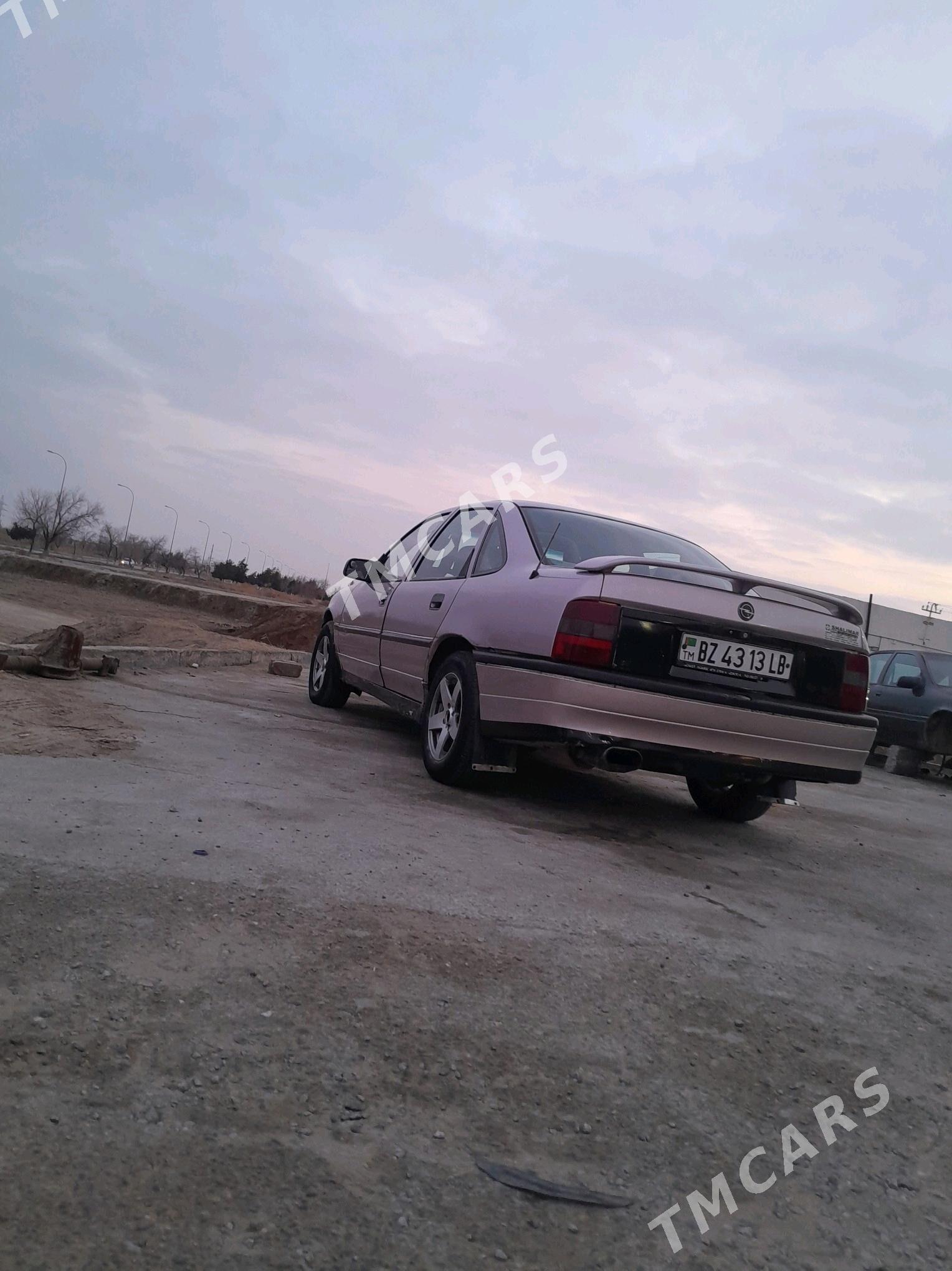 Opel Vectra 1993 - 32 000 TMT - Сейди - img 3