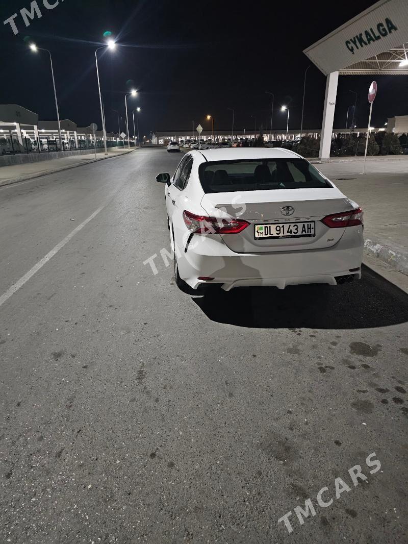 Toyota Camry 2018 - 285 000 TMT - Чоганлы - img 3