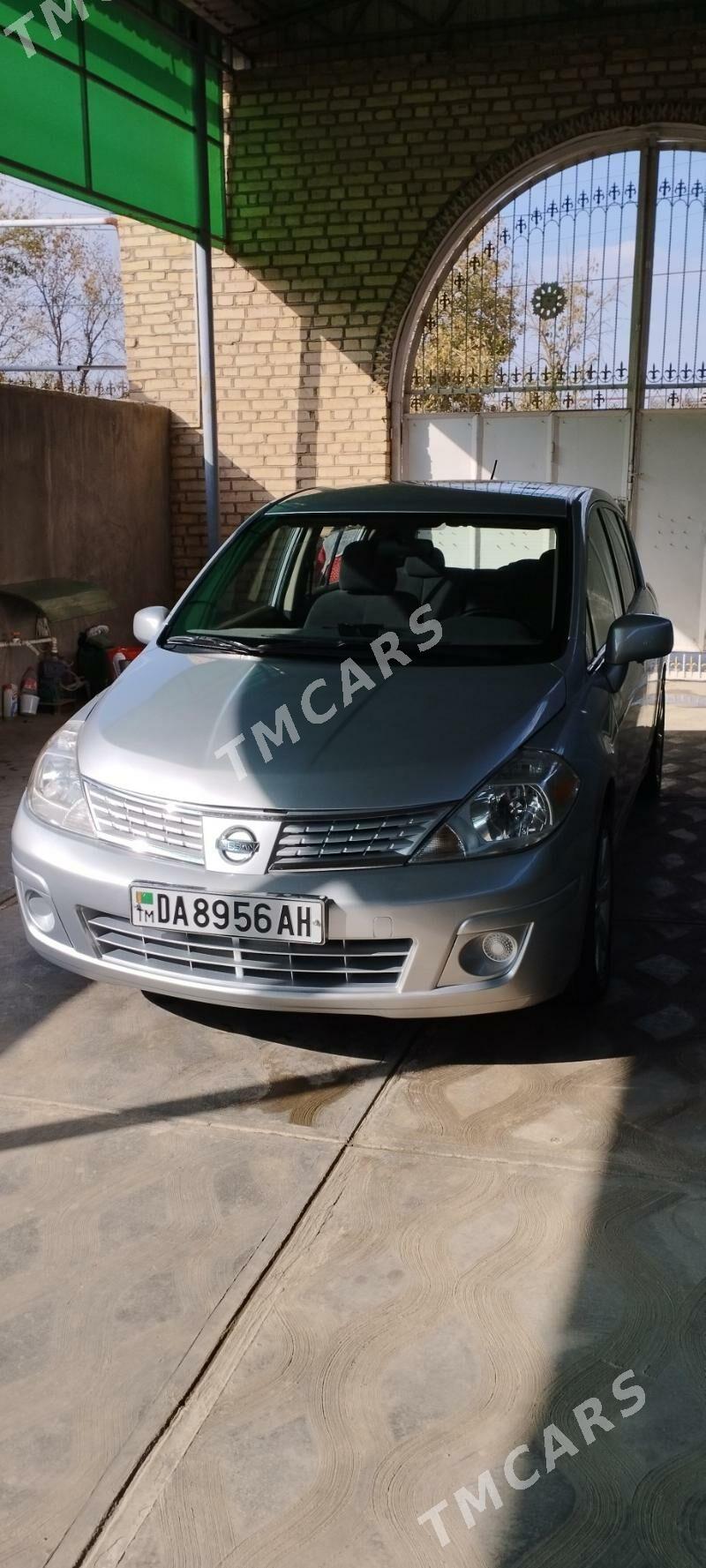 Nissan Versa 2010 - 90 000 TMT - Теджен - img 4