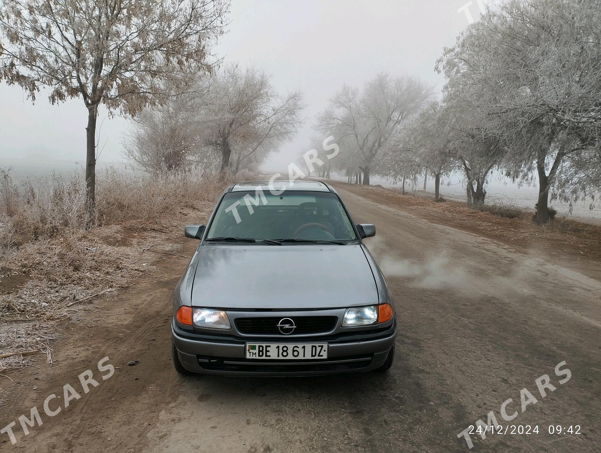 Opel Astra 1992 - 30 000 TMT - Şabat etr. - img 3