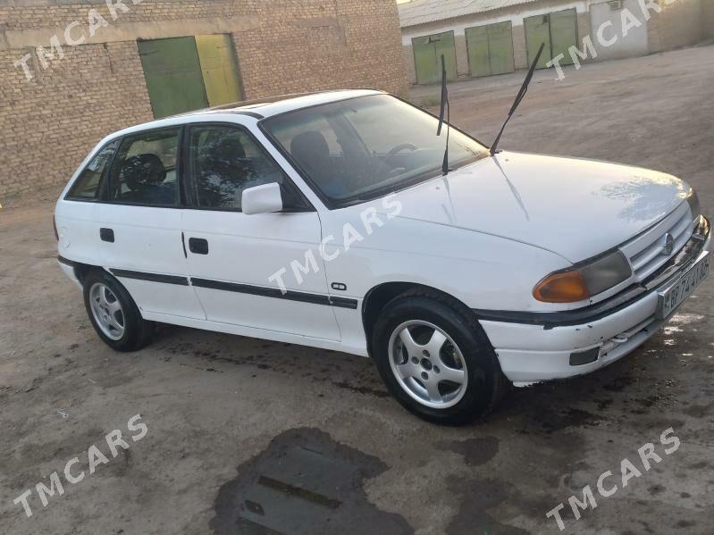 Opel Astra 1992 - 30 000 TMT - Губадаг - img 2