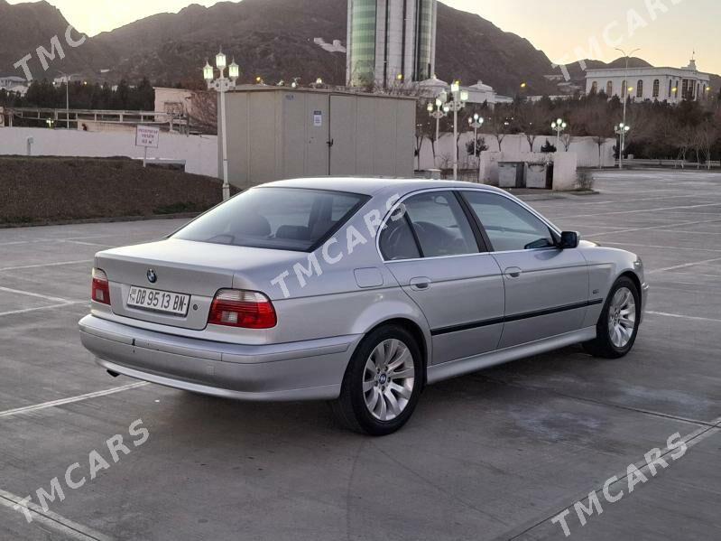 BMW E39 2003 - 115 000 TMT - Türkmenbaşy - img 3