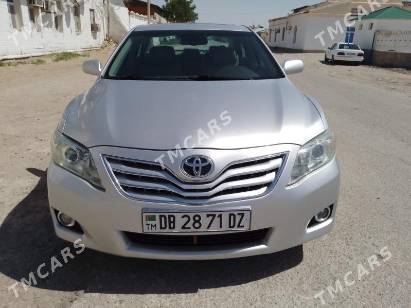 Toyota Camry 2010 - 230 000 TMT - етр. Туркменбаши - img 4