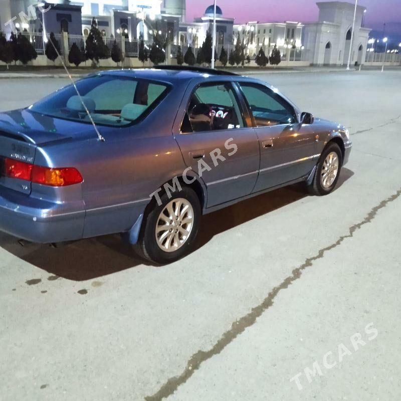 Toyota Camry 2000 - 160 000 TMT - Дашогуз - img 6