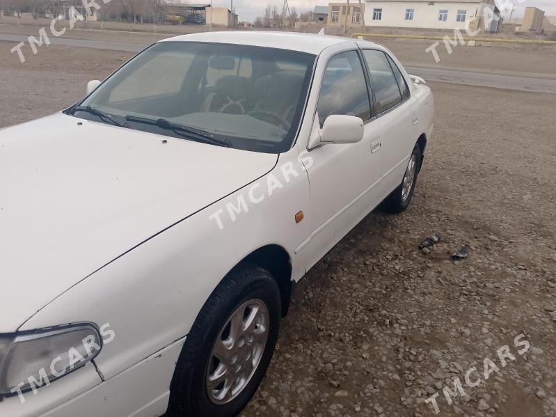 Toyota Camry 1994 - 60 000 TMT - Халач - img 2