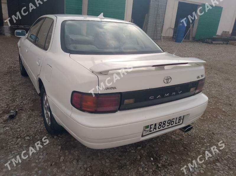 Toyota Camry 1994 - 60 000 TMT - Халач - img 3