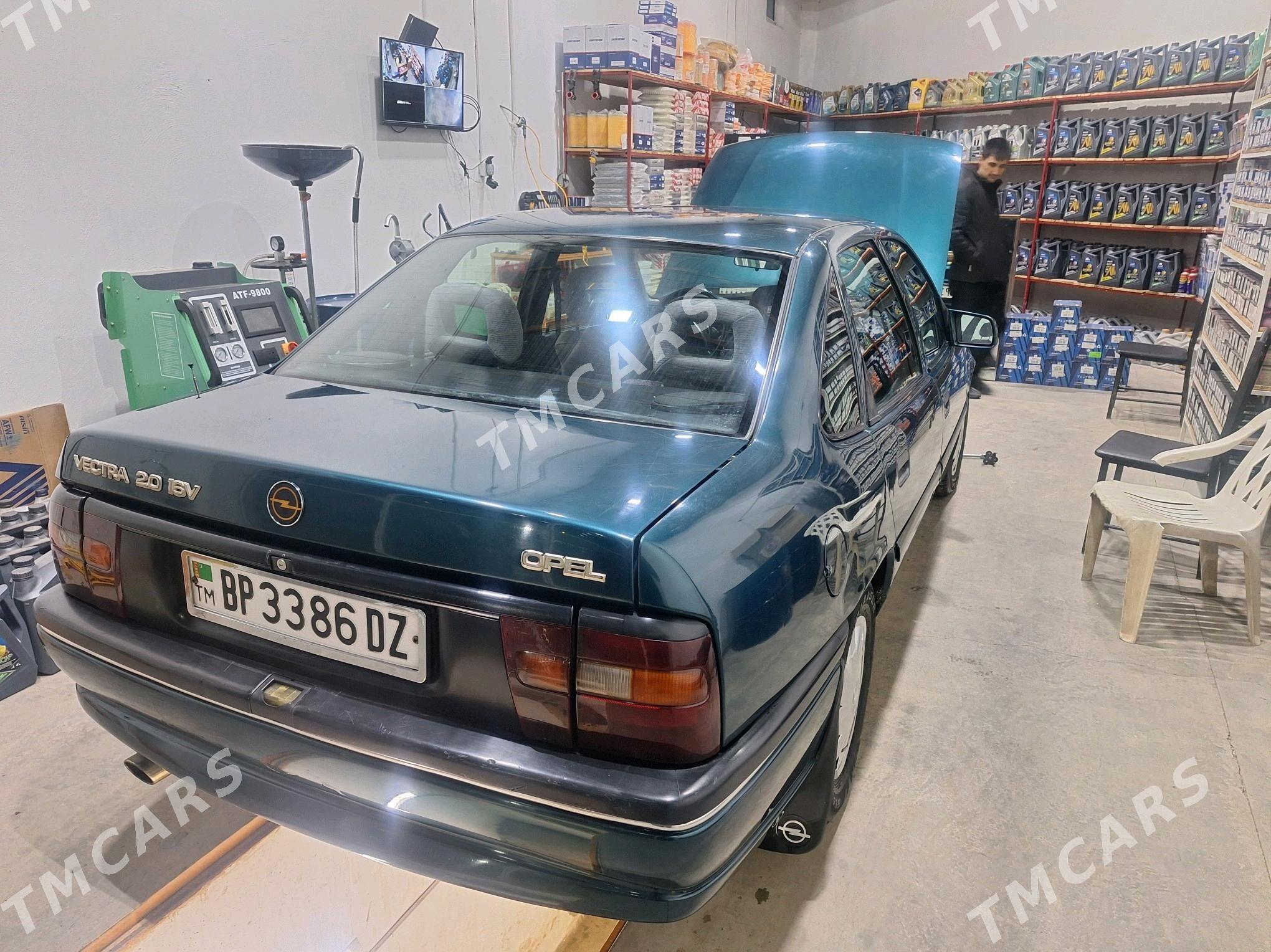 Opel Vectra 1994 - 40 000 TMT - Гурбансолтан Едже - img 7