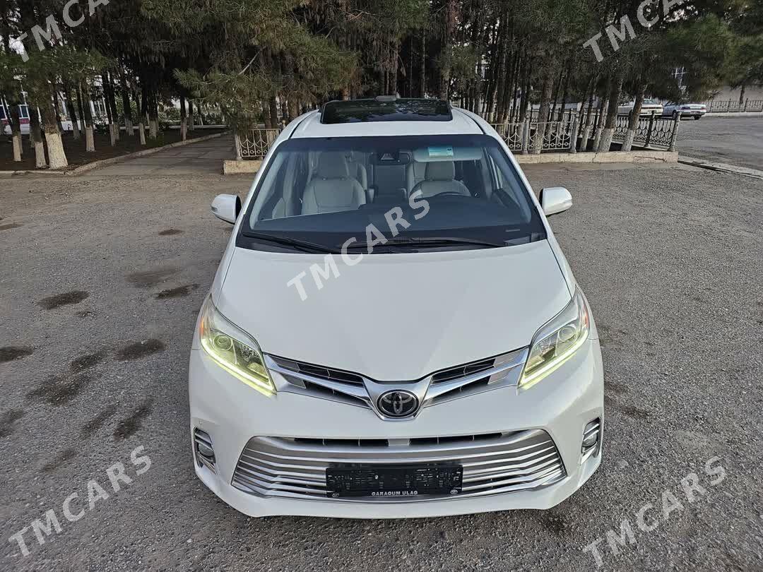 Toyota Sienna 2020 - 540 000 TMT - Мары - img 2