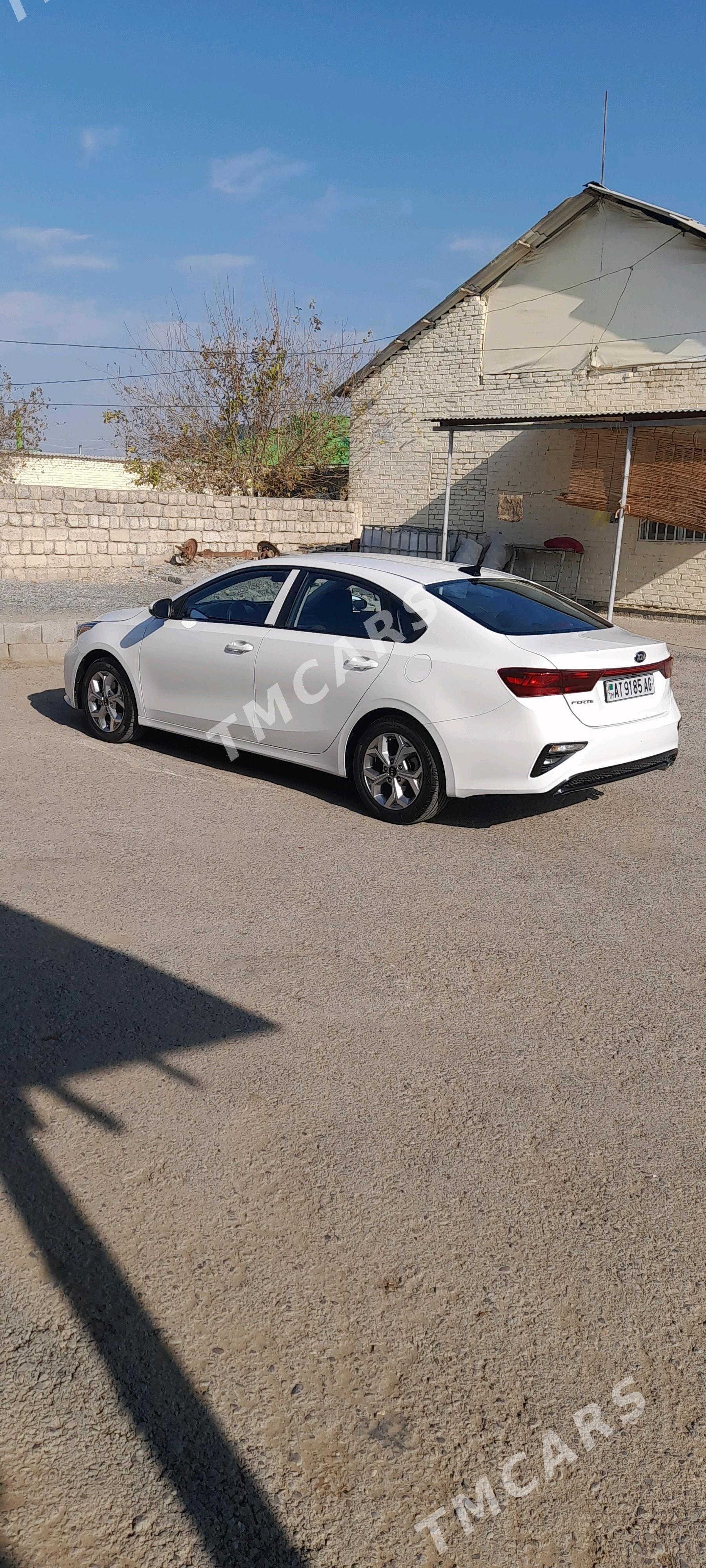Kia Forte 2021 - 200 000 TMT - Чоганлы - img 5