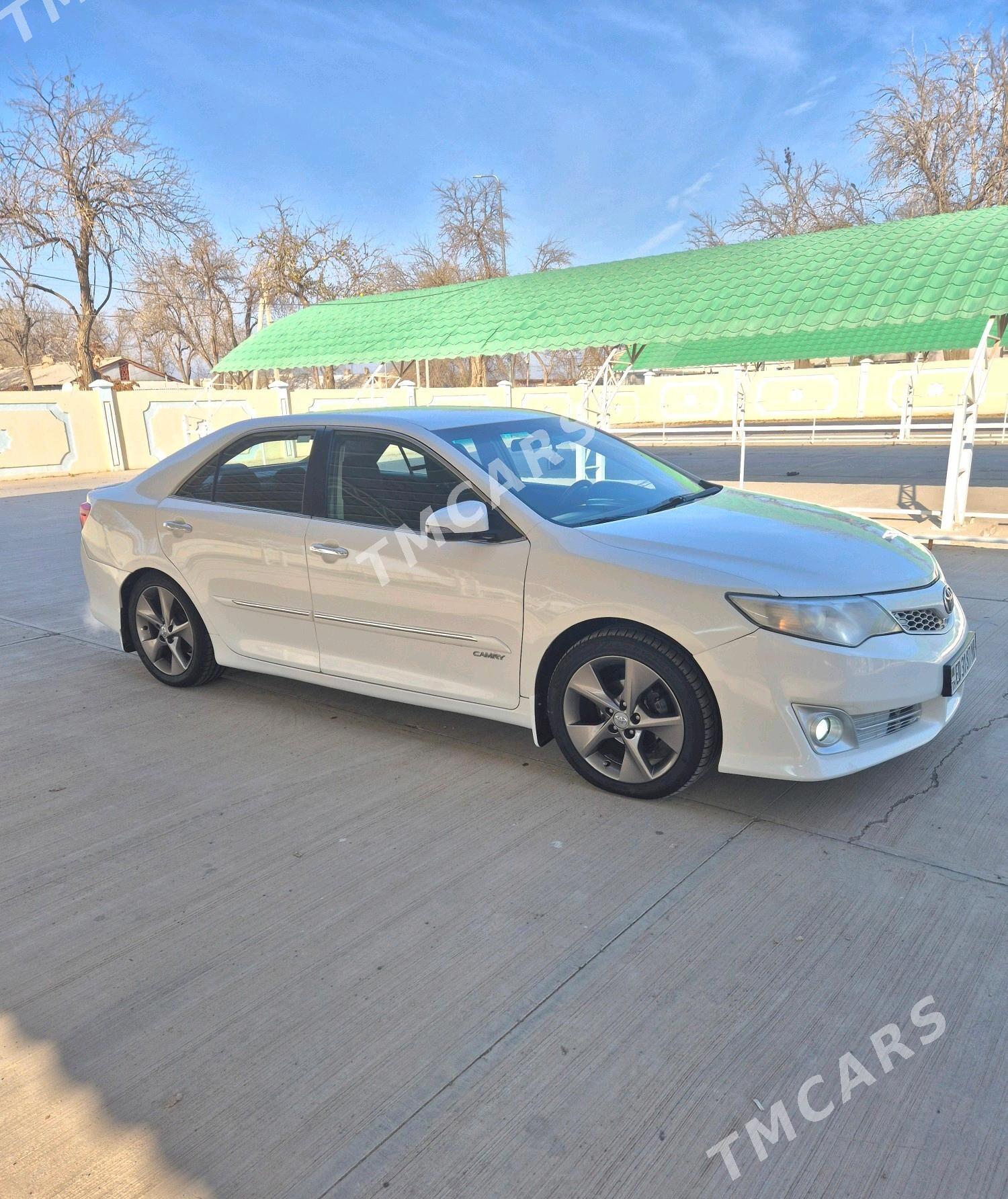 Toyota Camry 2012 - 170 000 TMT - Байрамали - img 4