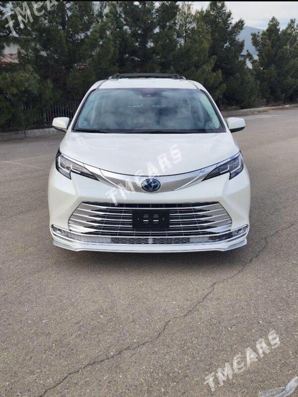 Toyota Sienna 2021 - 580 000 TMT - Туркменабат - img 2