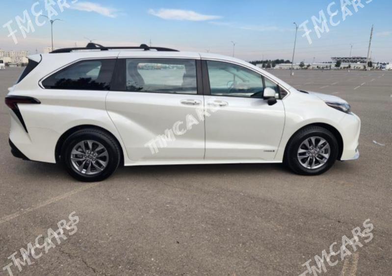 Toyota Sienna 2021 - 580 000 TMT - Туркменабат - img 4