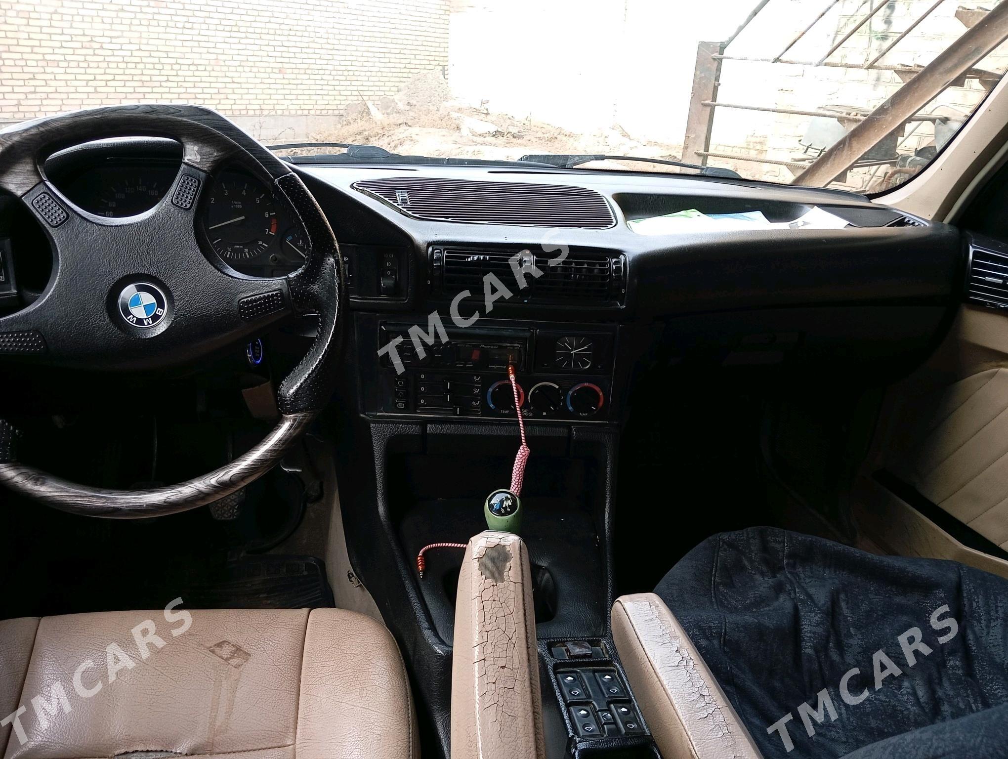 BMW 525 1990 - 26 000 TMT - Туркменабат - img 5