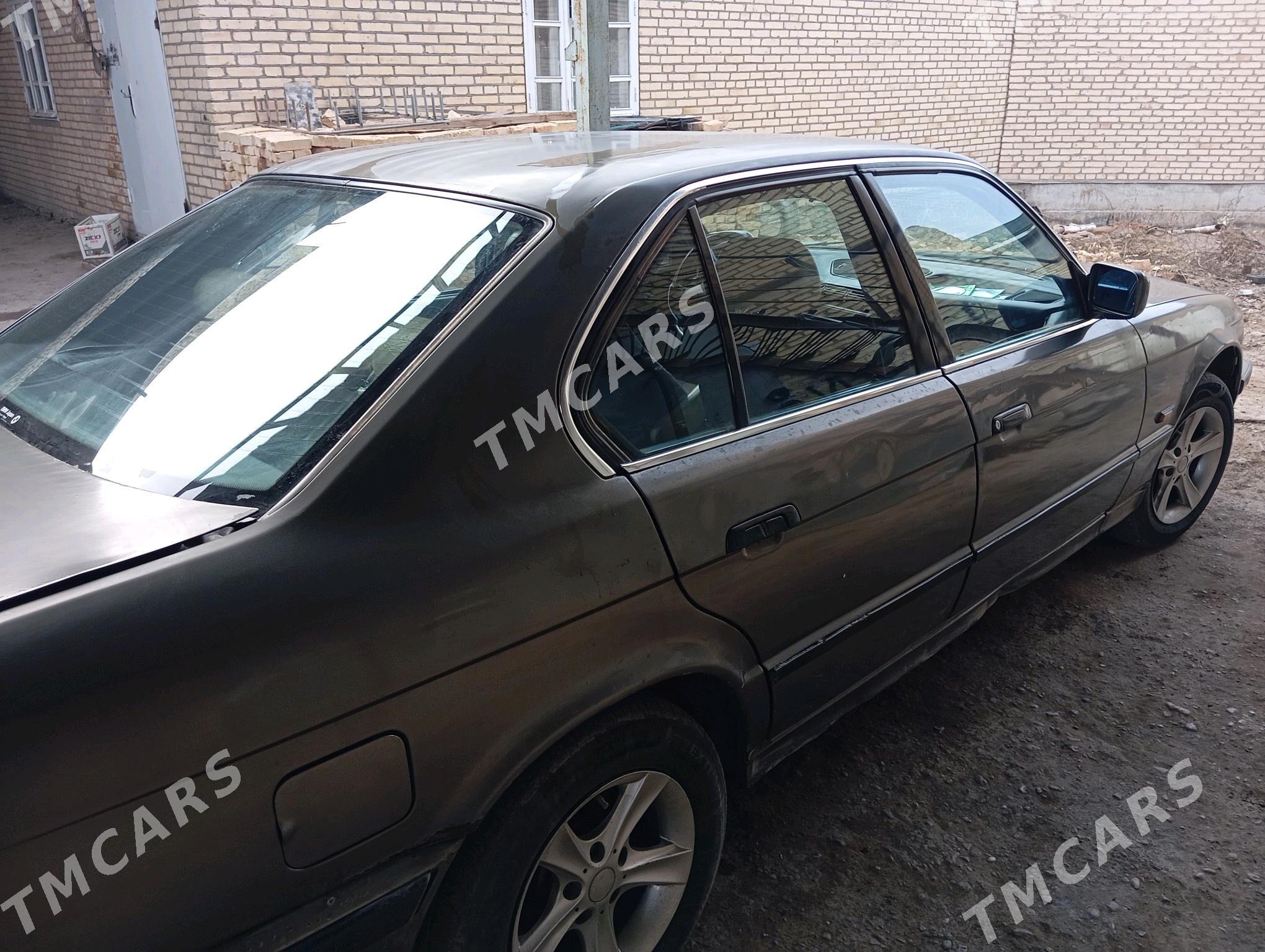 BMW 525 1990 - 26 000 TMT - Туркменабат - img 3