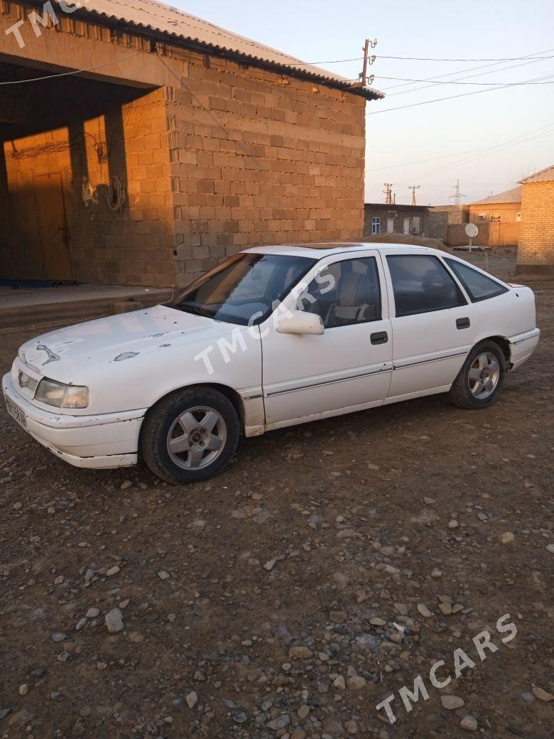 Opel Vectra 1991 - 13 000 TMT - Теджен - img 4