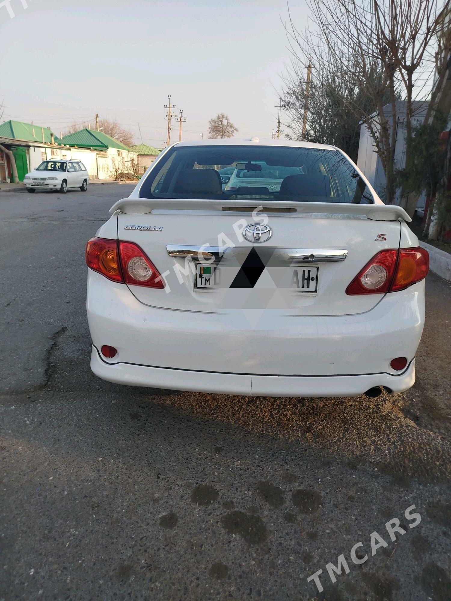 Toyota Corolla 2010 - 135 000 TMT - Ак-Бугдайский этрап - img 4