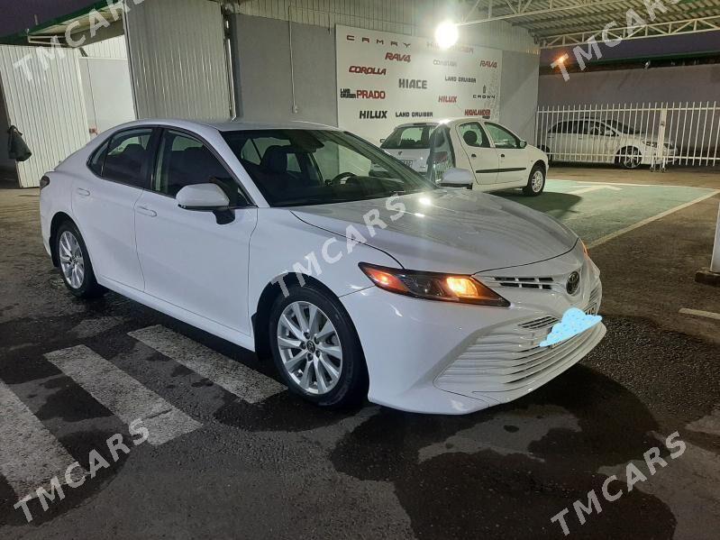 Toyota Camry 2019 - 330 000 TMT - Podwoýski köç. (Bitarap Türkmenistan şaýoly) - img 2