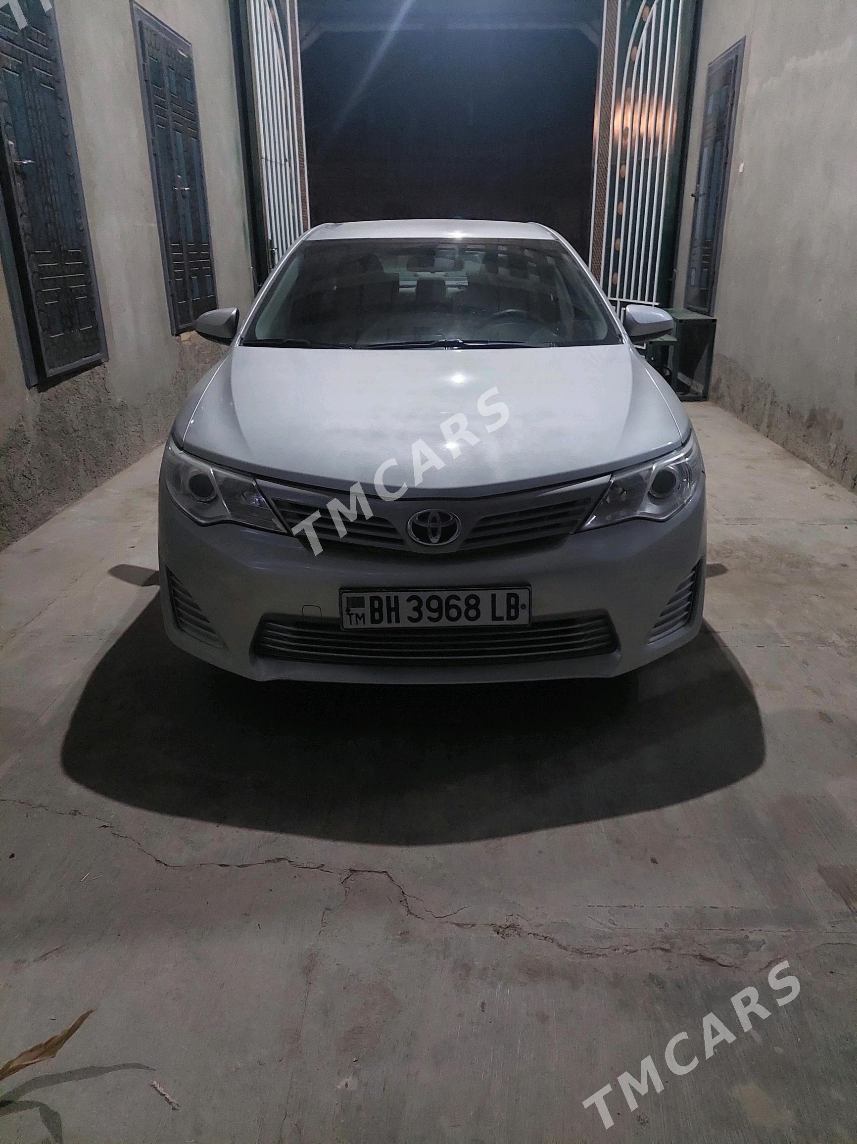 Toyota Camry 2012 - 184 000 TMT - Туркменабат - img 2