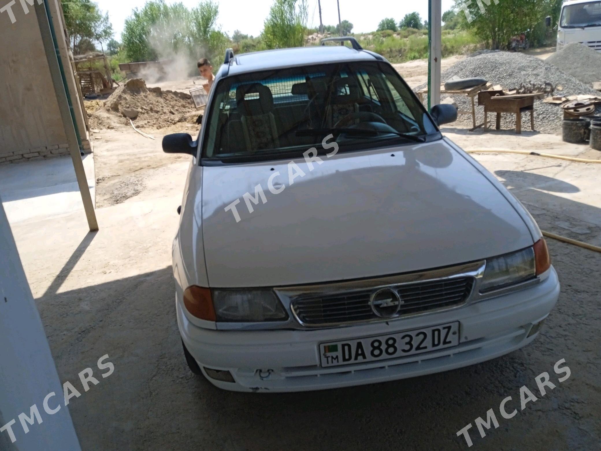 Opel Astra 1995 - 40 000 TMT - Акдепе - img 3