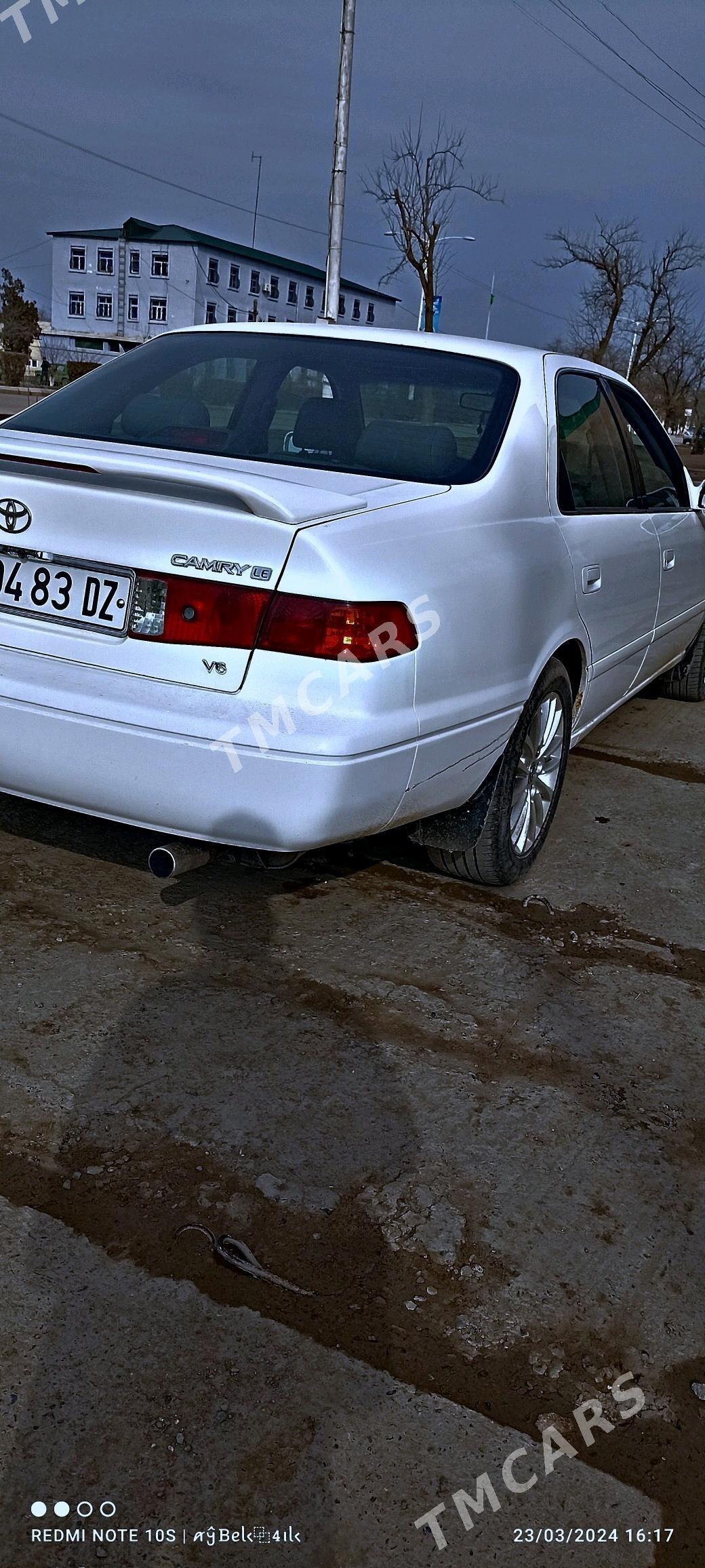 Toyota Camry 2000 - 160 000 TMT - етр. Туркменбаши - img 5