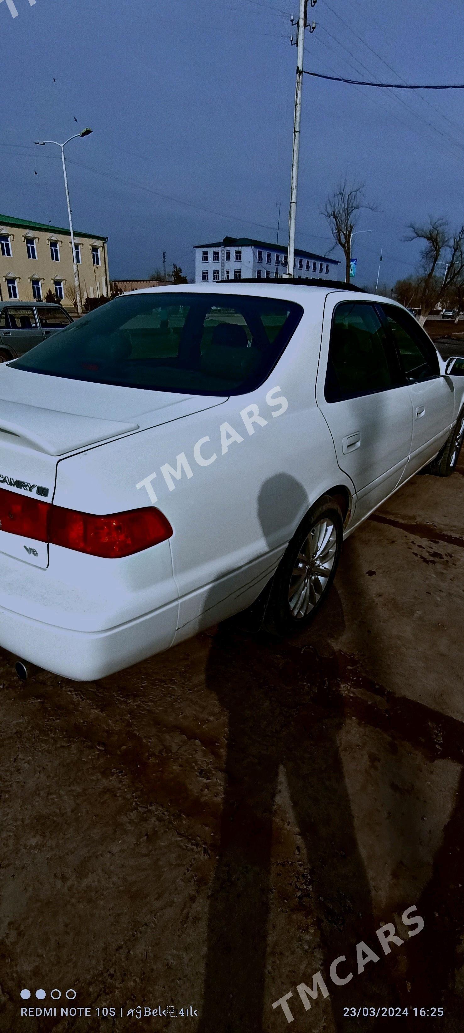 Toyota Camry 2000 - 160 000 TMT - етр. Туркменбаши - img 7