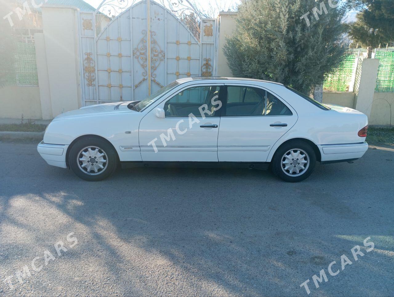 Mercedes-Benz 230E 1998 - 100 000 TMT - 11 мкр - img 4