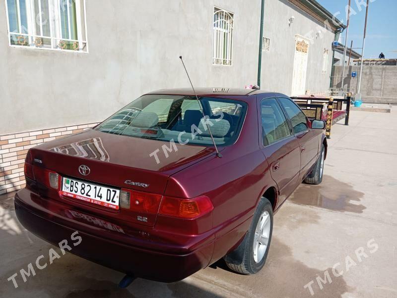 Toyota Camry 2000 - 105 000 TMT - етр. Туркменбаши - img 2