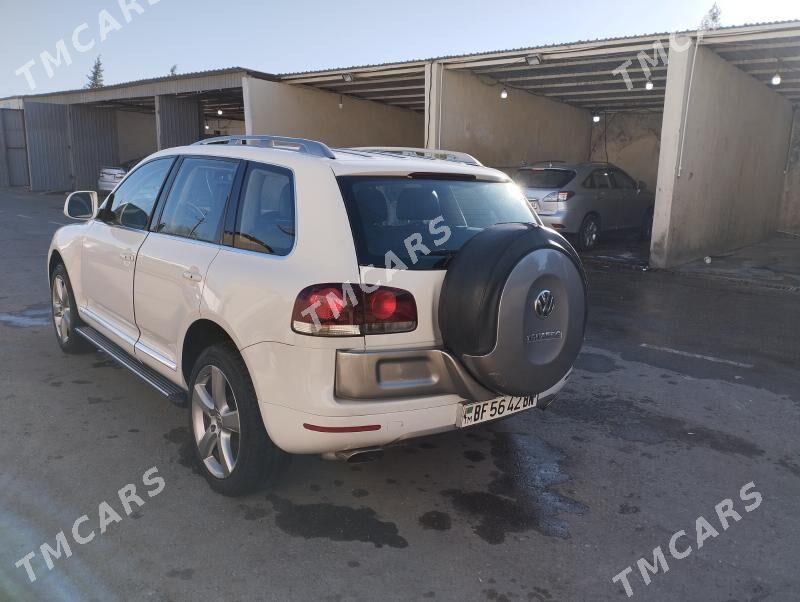 Volkswagen Touareg 2004 - 130 000 TMT - Туркменбаши - img 4