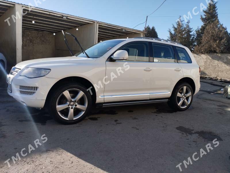 Volkswagen Touareg 2004 - 130 000 TMT - Туркменбаши - img 2