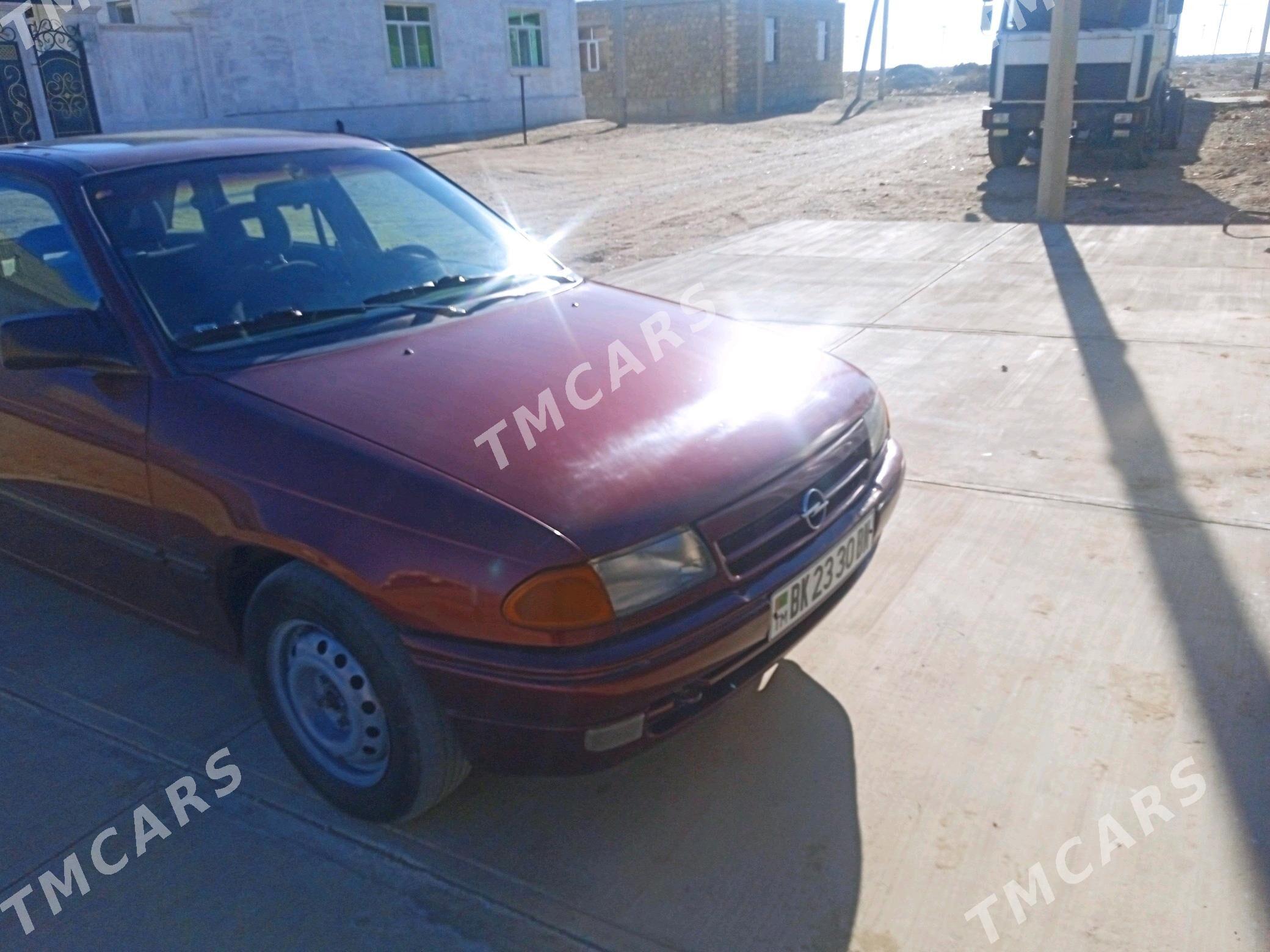 Opel Astra 1993 - 36 000 TMT - Балканабат - img 3