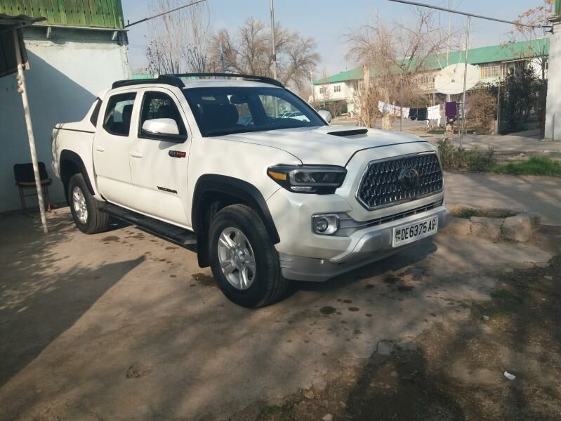 Toyota Tacoma 2019 - 360 000 TMT - Ашхабад - img 8