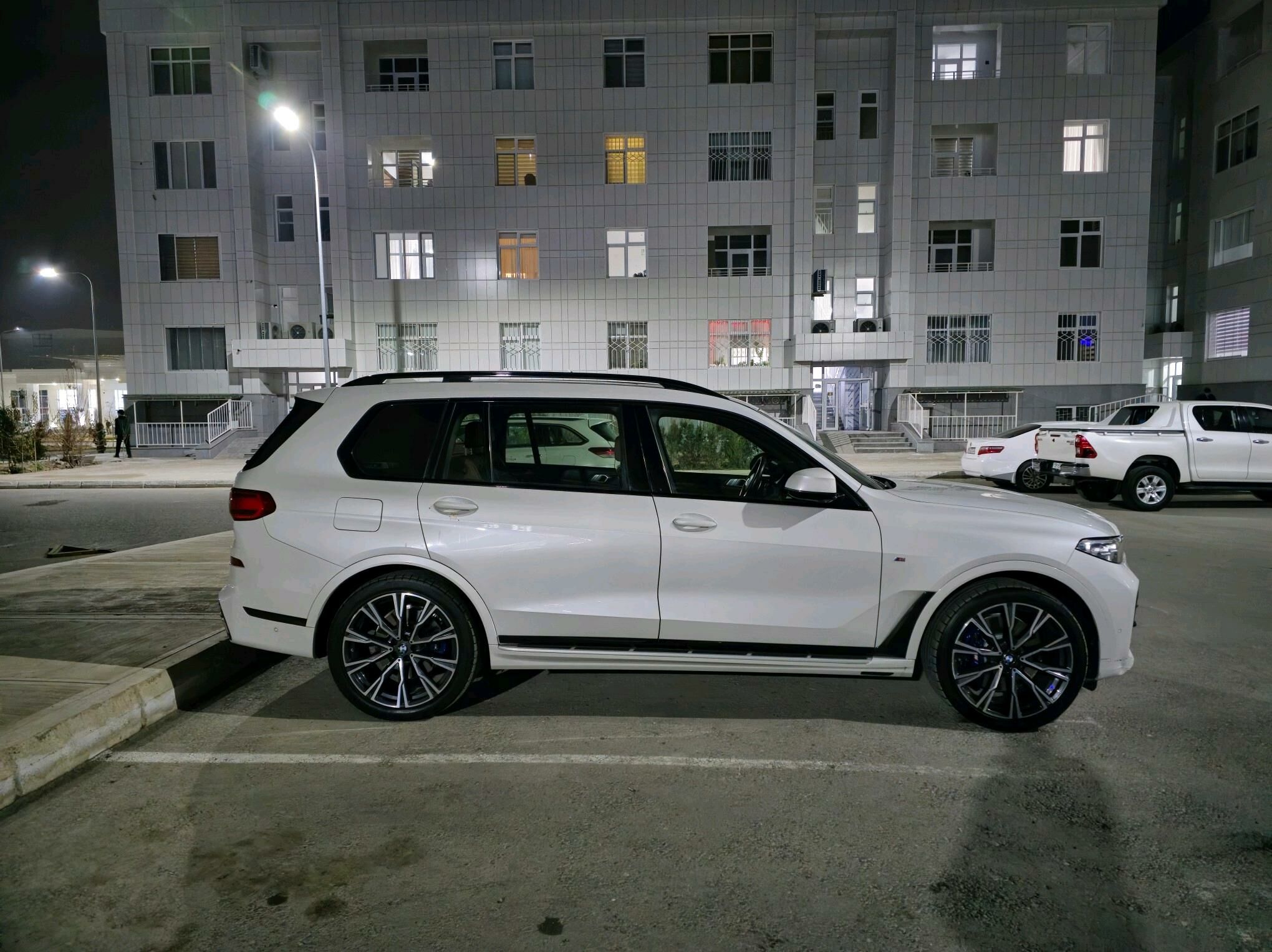 BMW X7 2019 - 1 372 000 TMT - Ашхабад - img 7