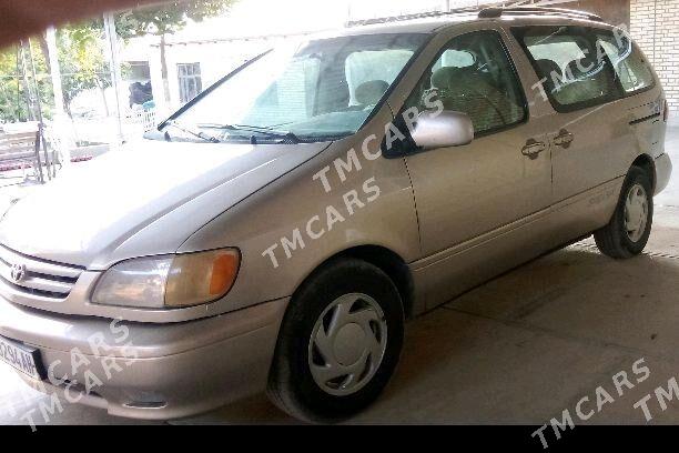 Toyota Sienna 2002 - 135 000 TMT - Бахарден - img 2