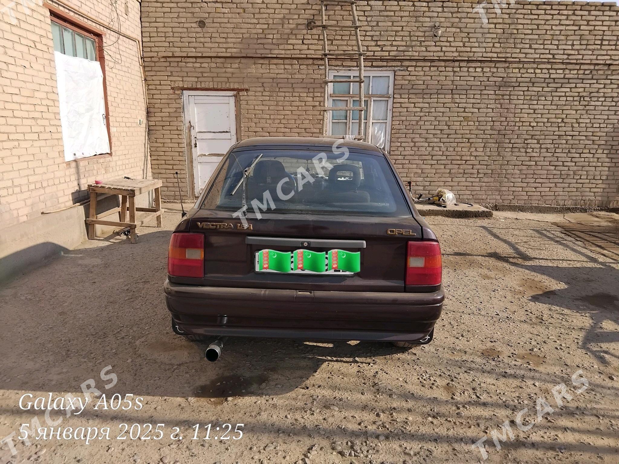 Opel Vectra 1992 - 32 000 TMT - Чарджоу - img 2