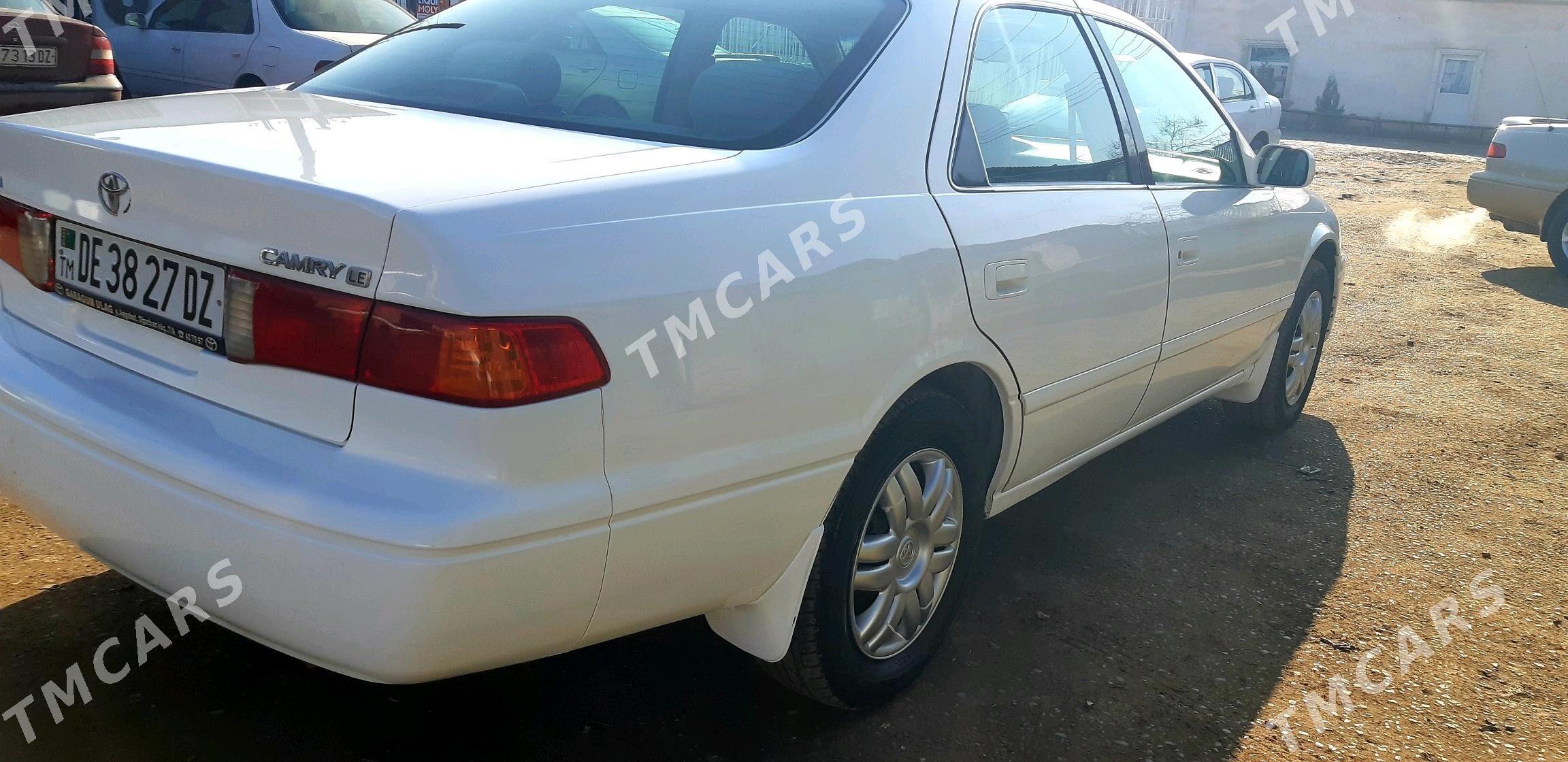 Toyota Camry 2001 - 135 000 TMT - Кёнеургенч - img 2