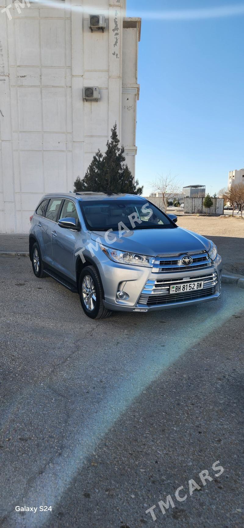 Toyota Highlander 2019 - 455 000 TMT - Балканабат - img 6