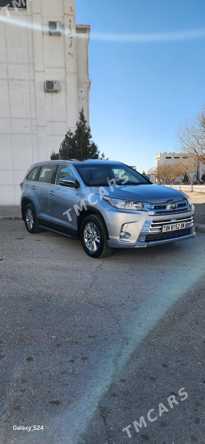 Toyota Highlander 2019 - 455 000 TMT - Балканабат - img 2